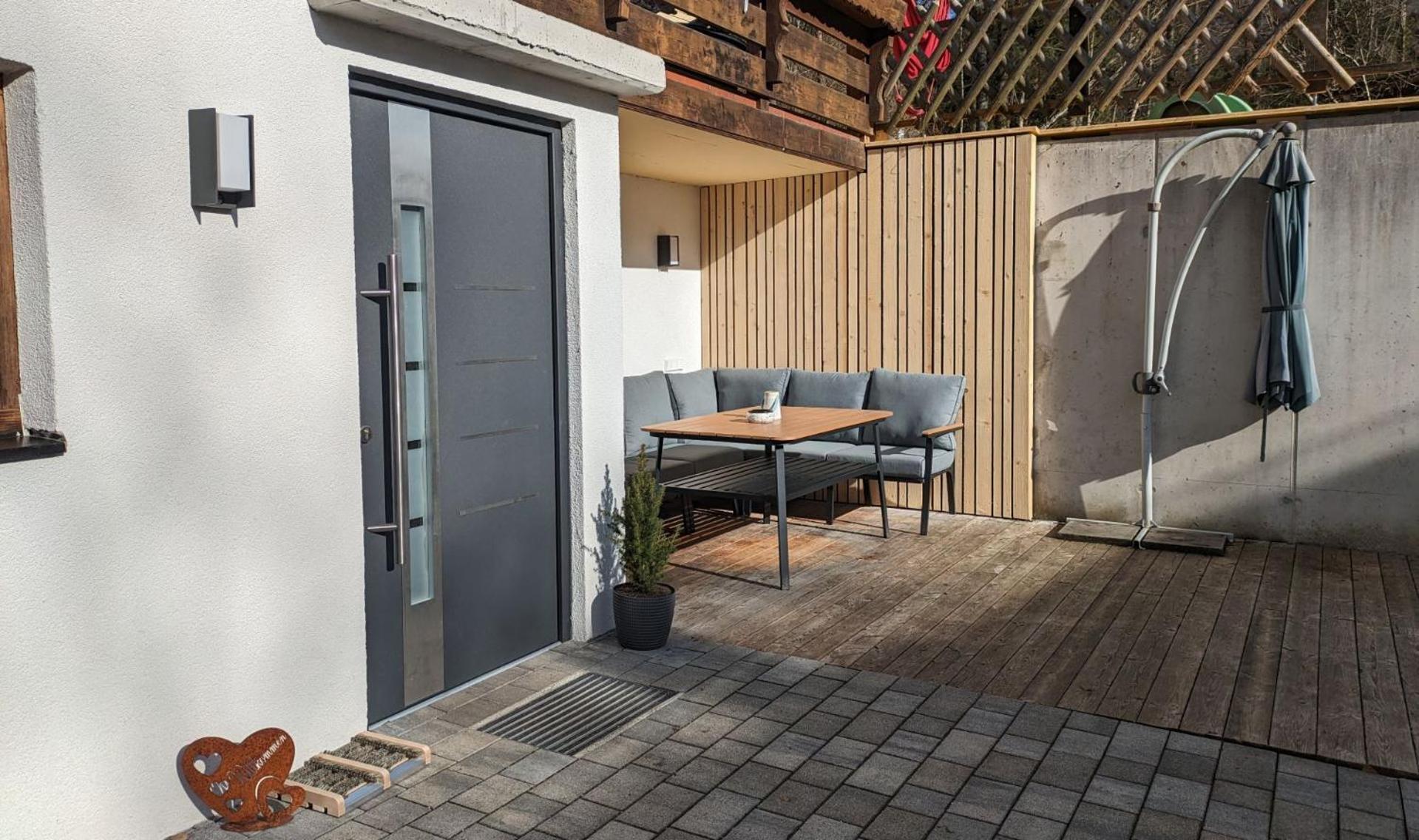 באד גויסרן Ferienwohnung Stoablick - Barrierefrei Mit Bergblick מראה חיצוני תמונה